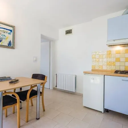 Appartement Breathtaking Sea View App For 2+1, Bbq ......