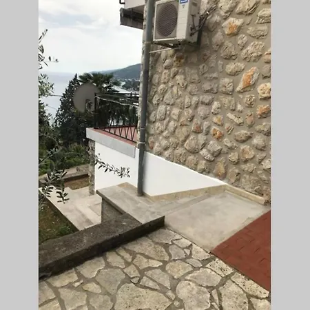 Breathtaking Sea View App For 2+1, Bbq ...... אופטיה